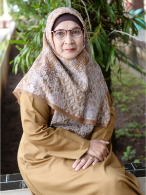 Hj. SRI RACHMAWATI, S.Pd.